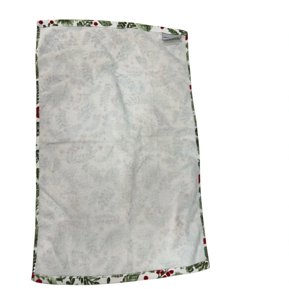 Deborah Connolly Designs Christmas Holly Leaves & Berries Bath Hand Towels 2pcs